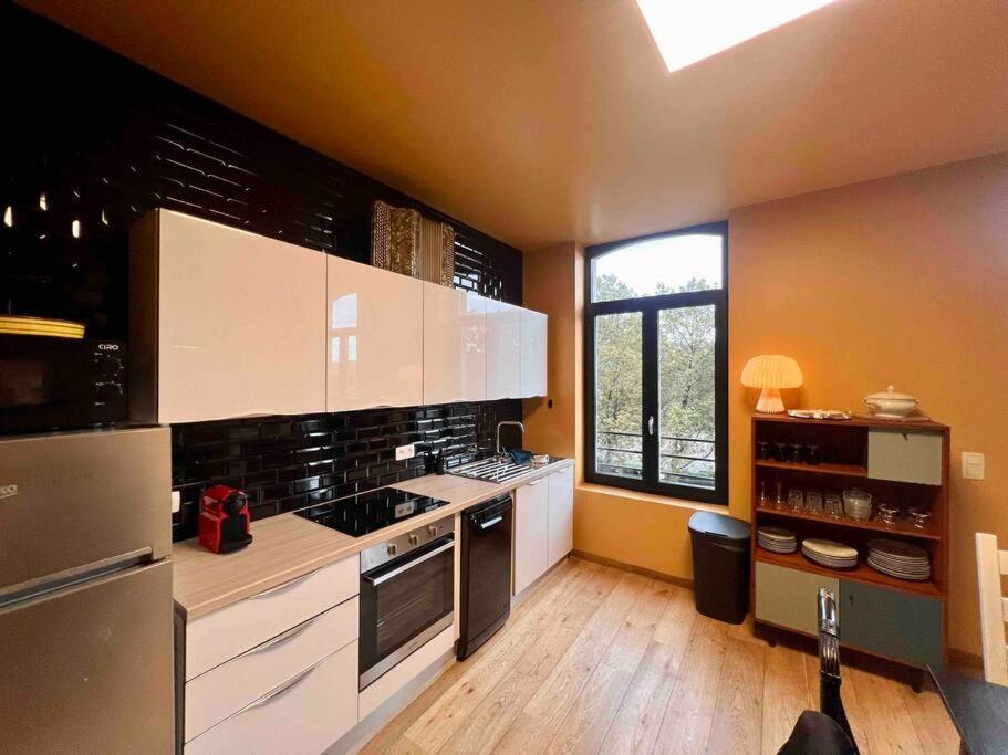 شقة Le Retro Chic - Grand Duplex Pour 6 Dans Le Centre لييج المظهر الخارجي الصورة